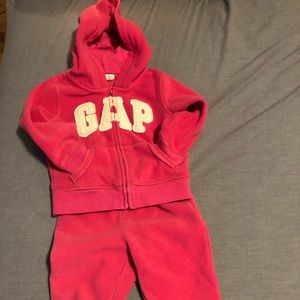 Toddler girls Gap sweat suit